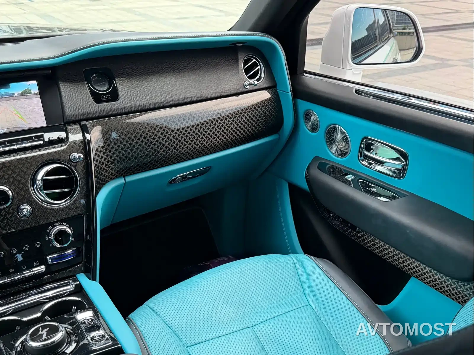 Rolls-Royce Cullinan 2018 5-Seater Version — фото 12