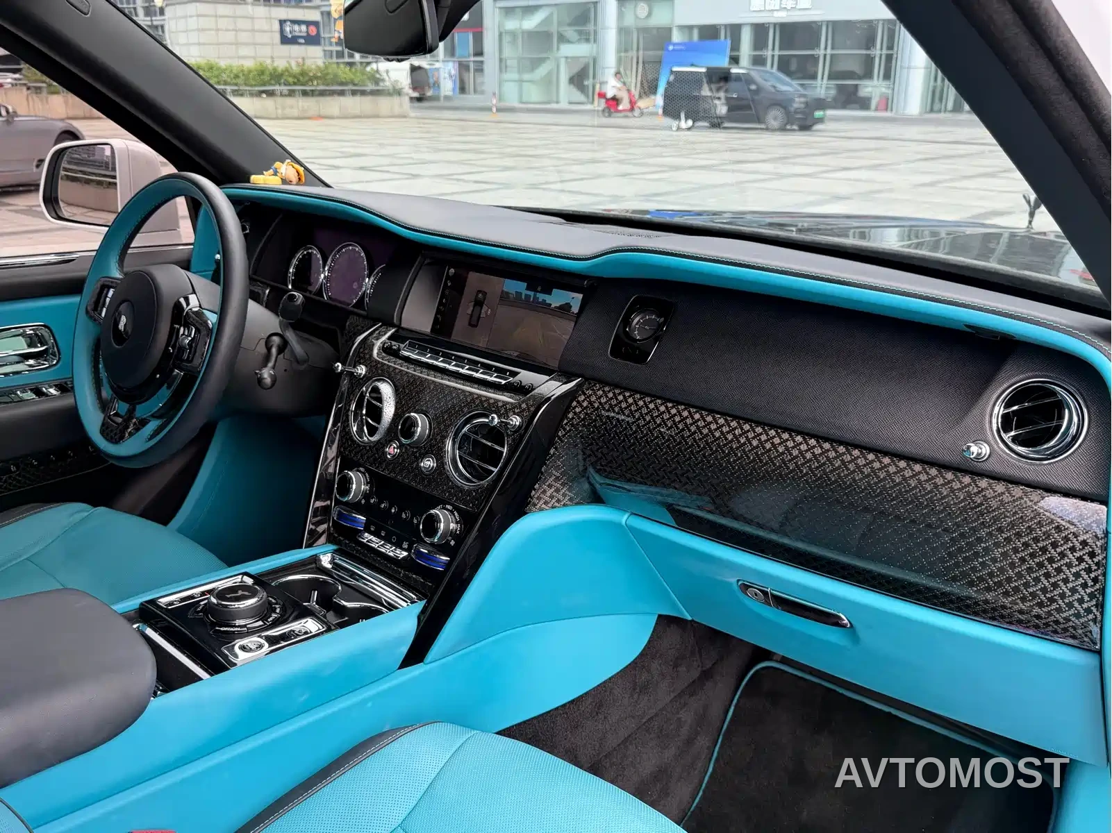 Rolls-Royce Cullinan 2018 5-Seater Version — фото 19