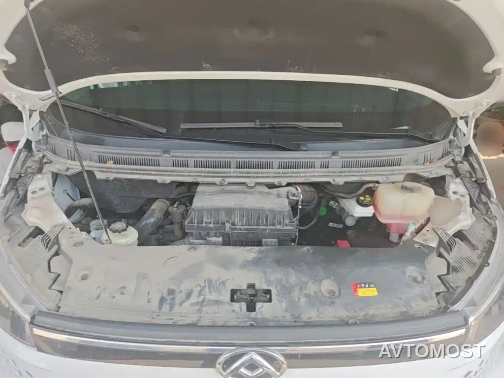 SAIC Maxus Xintu V70 2023 Model 2.0T Elite Manual Short Wheelbase Low Roof 5/6 Seats (125Ps) — фото 19