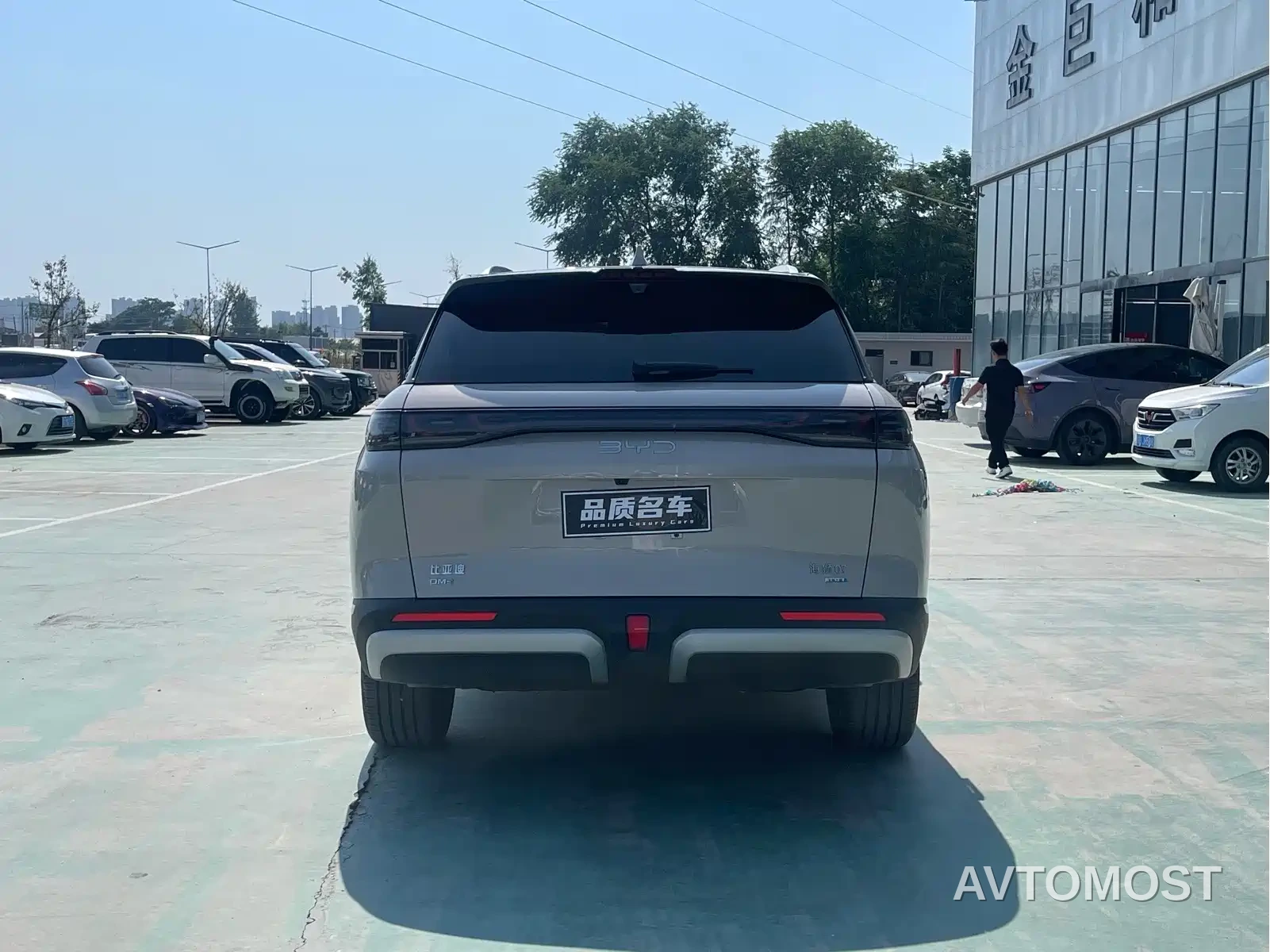 BYD Hai Shi 07 DM-i 2025 150 Pilot+ Edition — фото 15