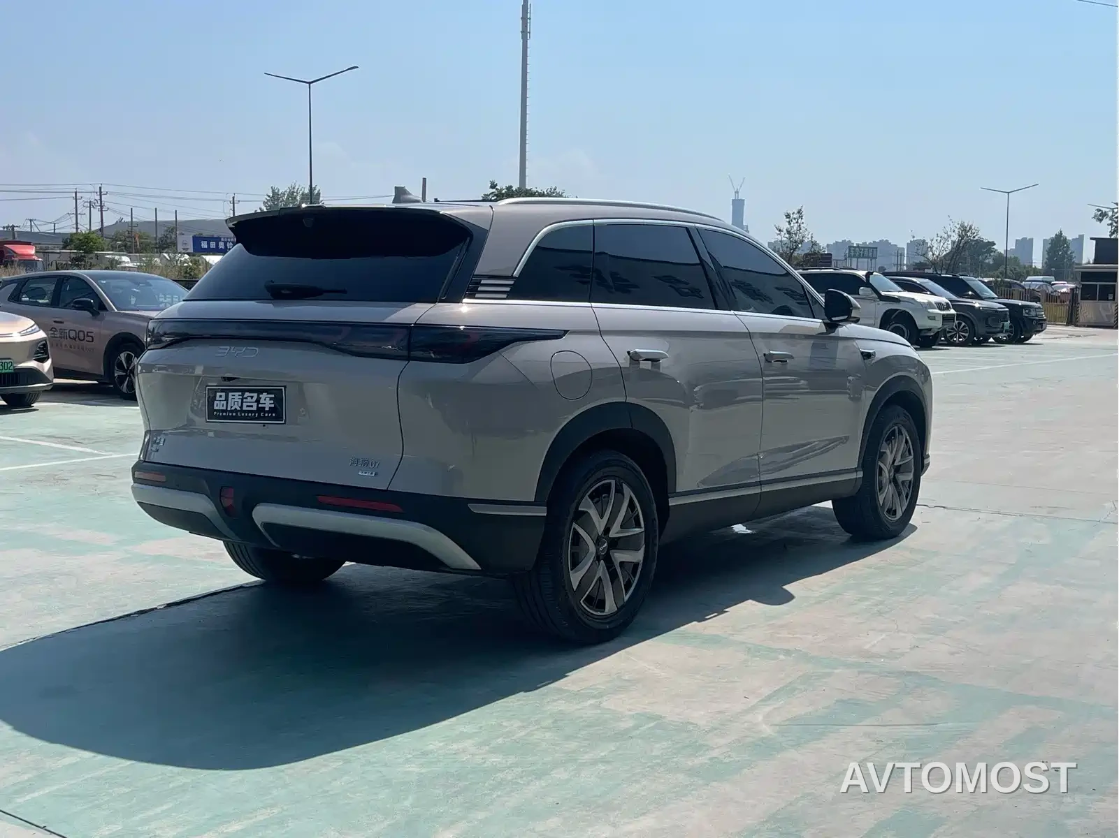 BYD Hai Shi 07 DM-i 2025 150 Pilot+ Edition — фото 16