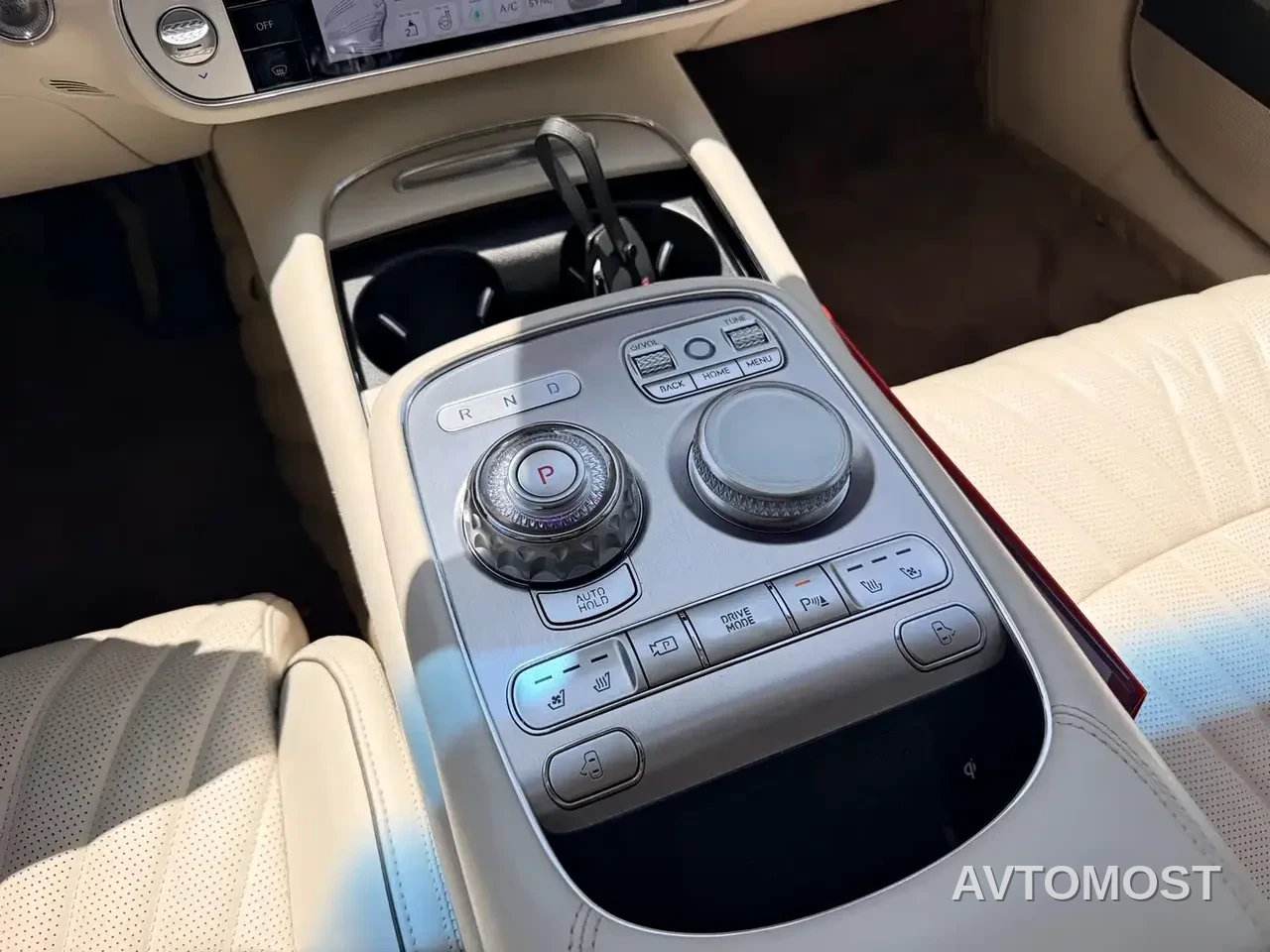 Genesis G90 2023 3.5T Flagship Version — фото 15