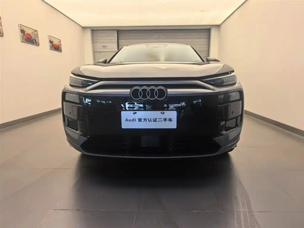 Audi Q6L e-tron 2025 Model Pioneer Edition — фото 2