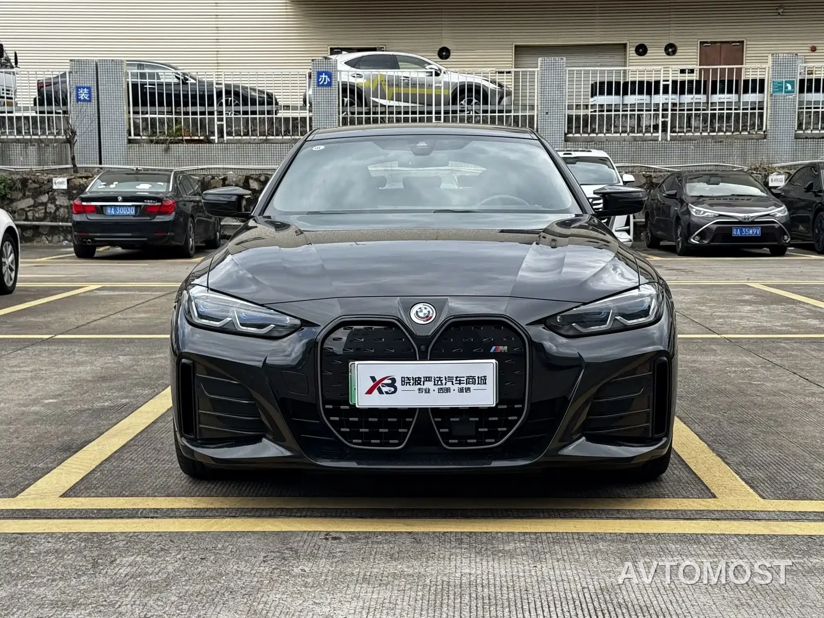 BMW i4 2022 M50 — фото 3