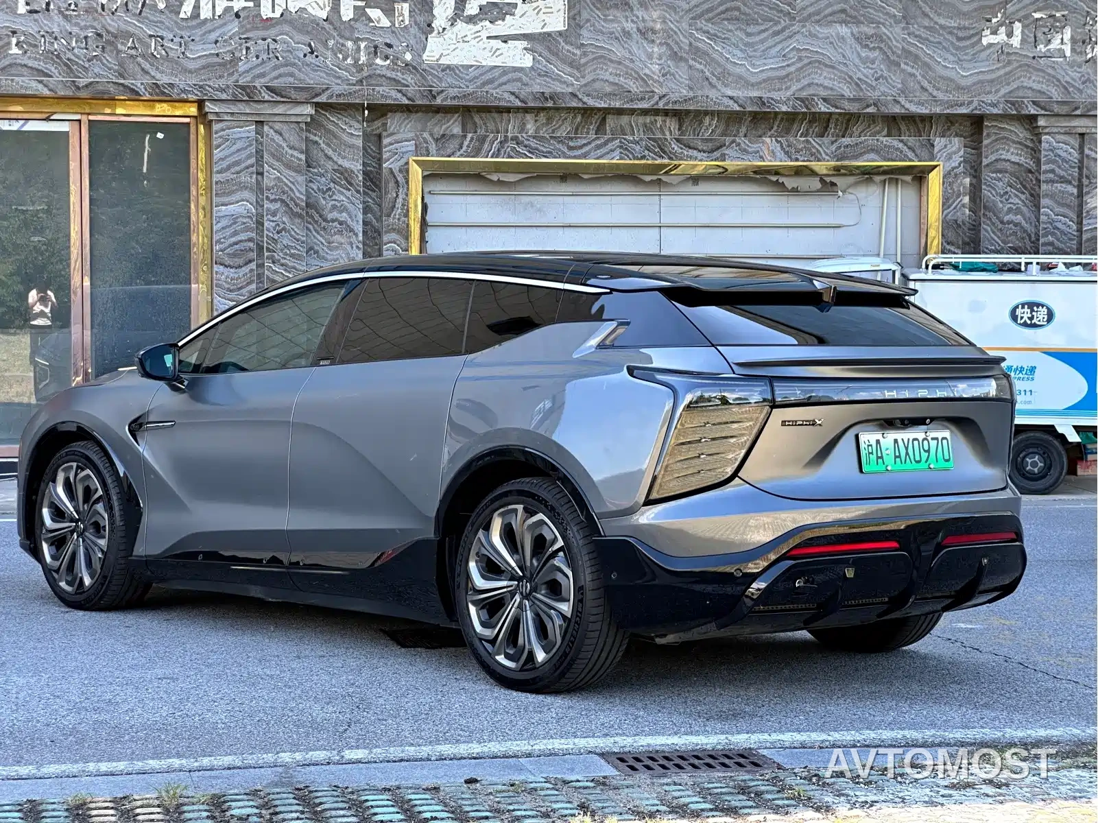 HiPhi X 2021 Flagship Edition 6-Seater — фото 7