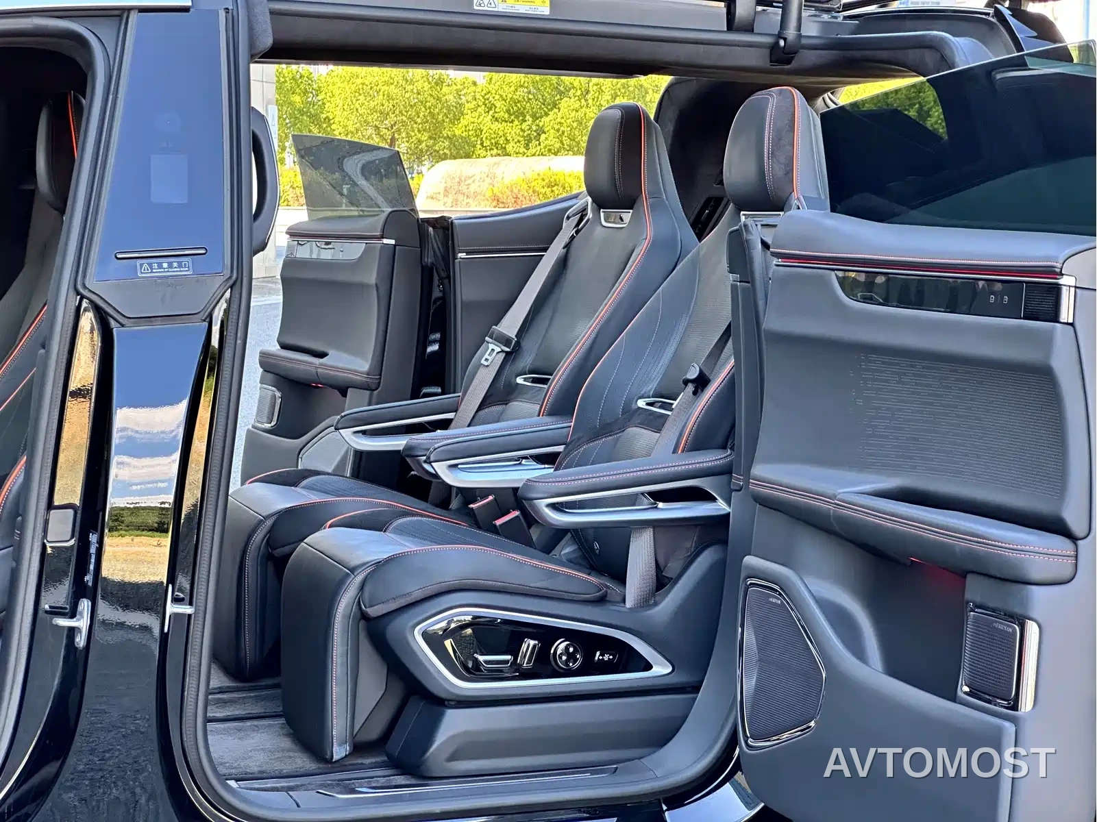 HiPhi X 2021 Flagship Edition 6-Seater — фото 13