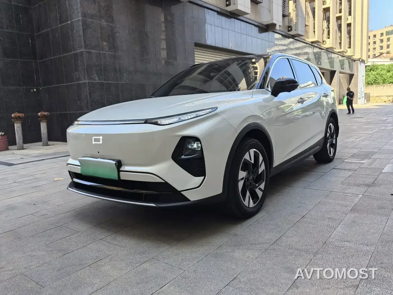 Besturn Yueyi 07 2025 210km Leisure Edition — фото 1