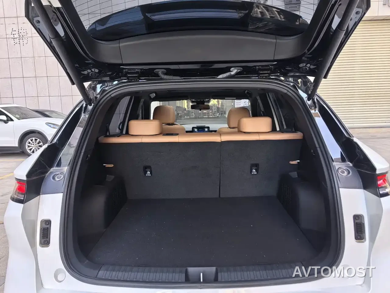 Besturn Yueyi 07 2025 210km Leisure Edition — фото 13