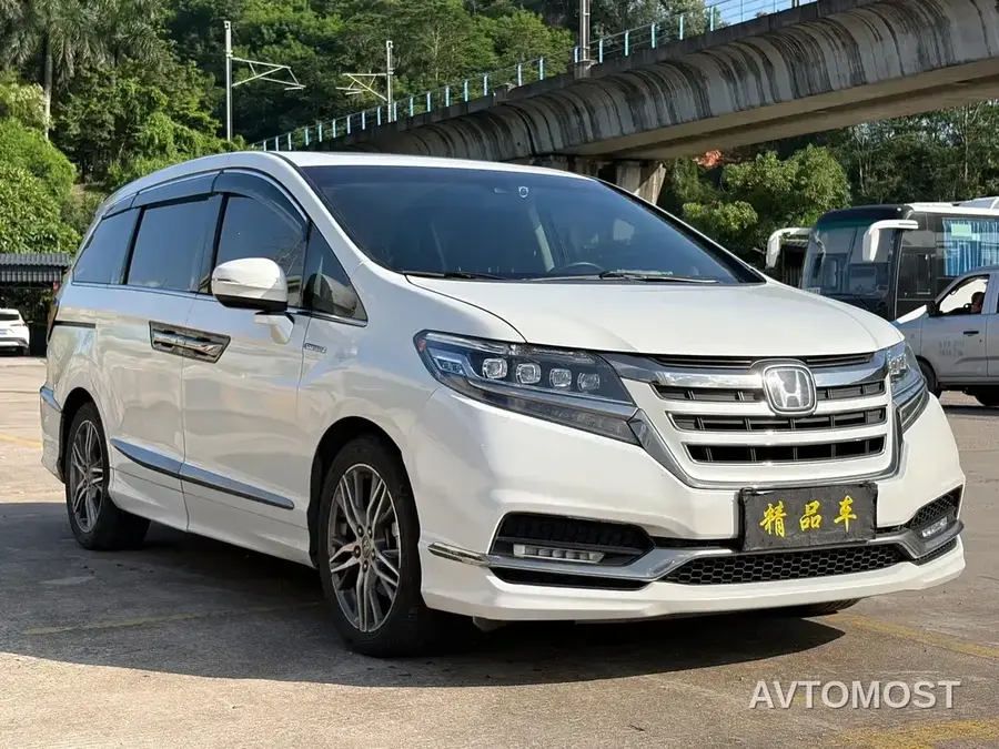 Honda Elysion 2019 2.0L Hybrid Luxury Edition