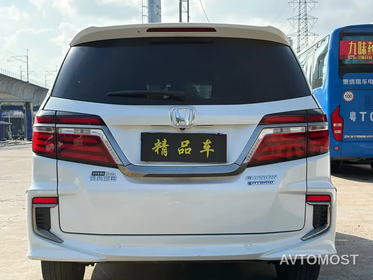 Honda Elysion 2019 2.0L Hybrid Luxury Edition — фото 8