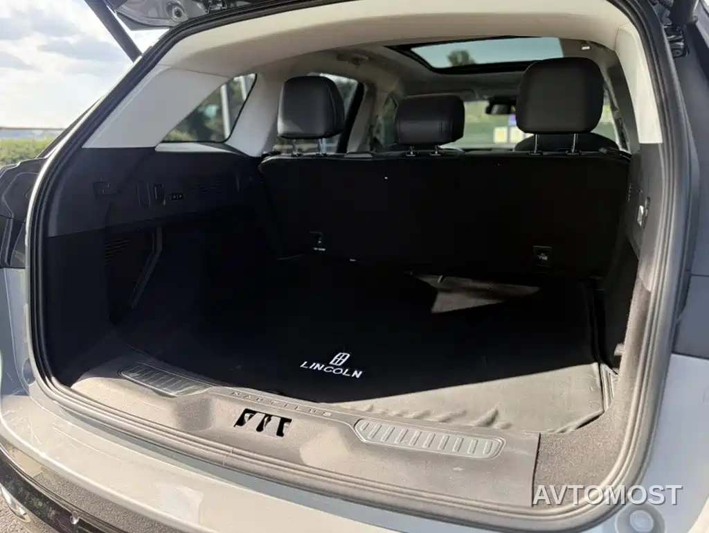 Lincoln Nautilus 2023 2.0T AWD Premium Edition — фото 5