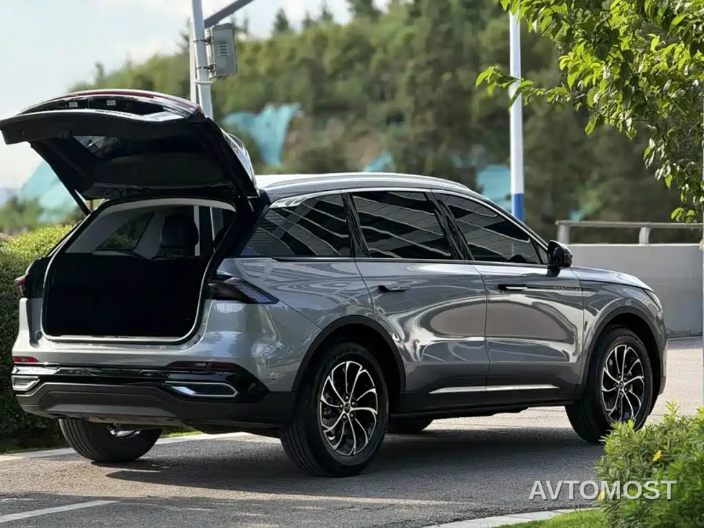 Lincoln Nautilus 2023 2.0T AWD Premium Edition — фото 9