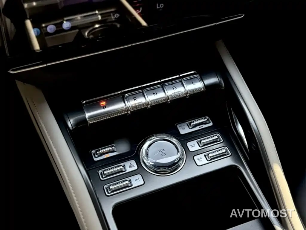 Lincoln Nautilus 2023 2.0T AWD Premium Edition — фото 21