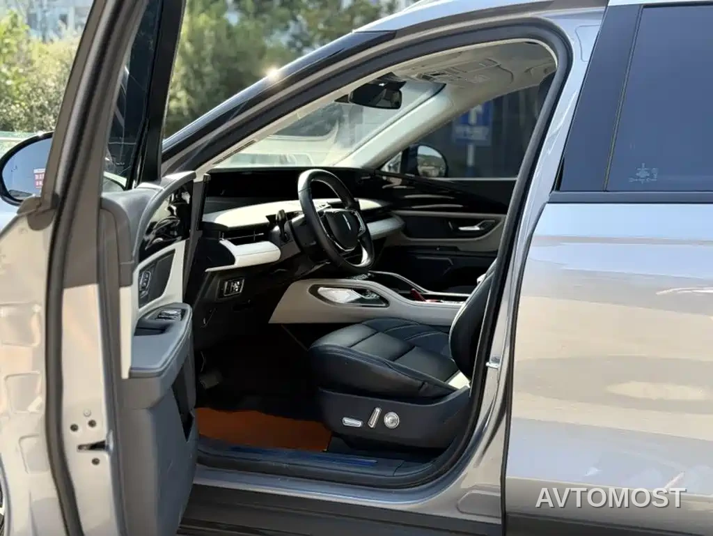 Lincoln Nautilus 2023 2.0T AWD Premium Edition — фото 23