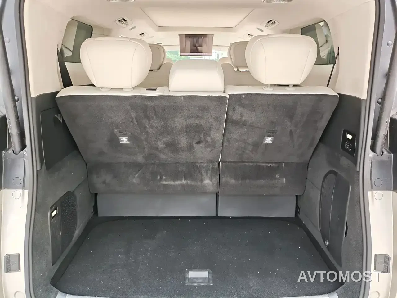 Geely Galaxy V900 2026 Model Year Base Version 6-Seater — фото 9
