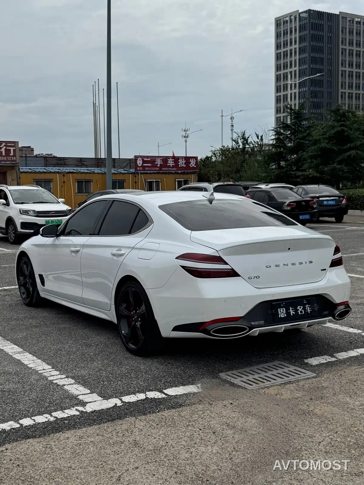 Genesis G70 2023 Model 2.0T RWD Luxury Edition — фото 6