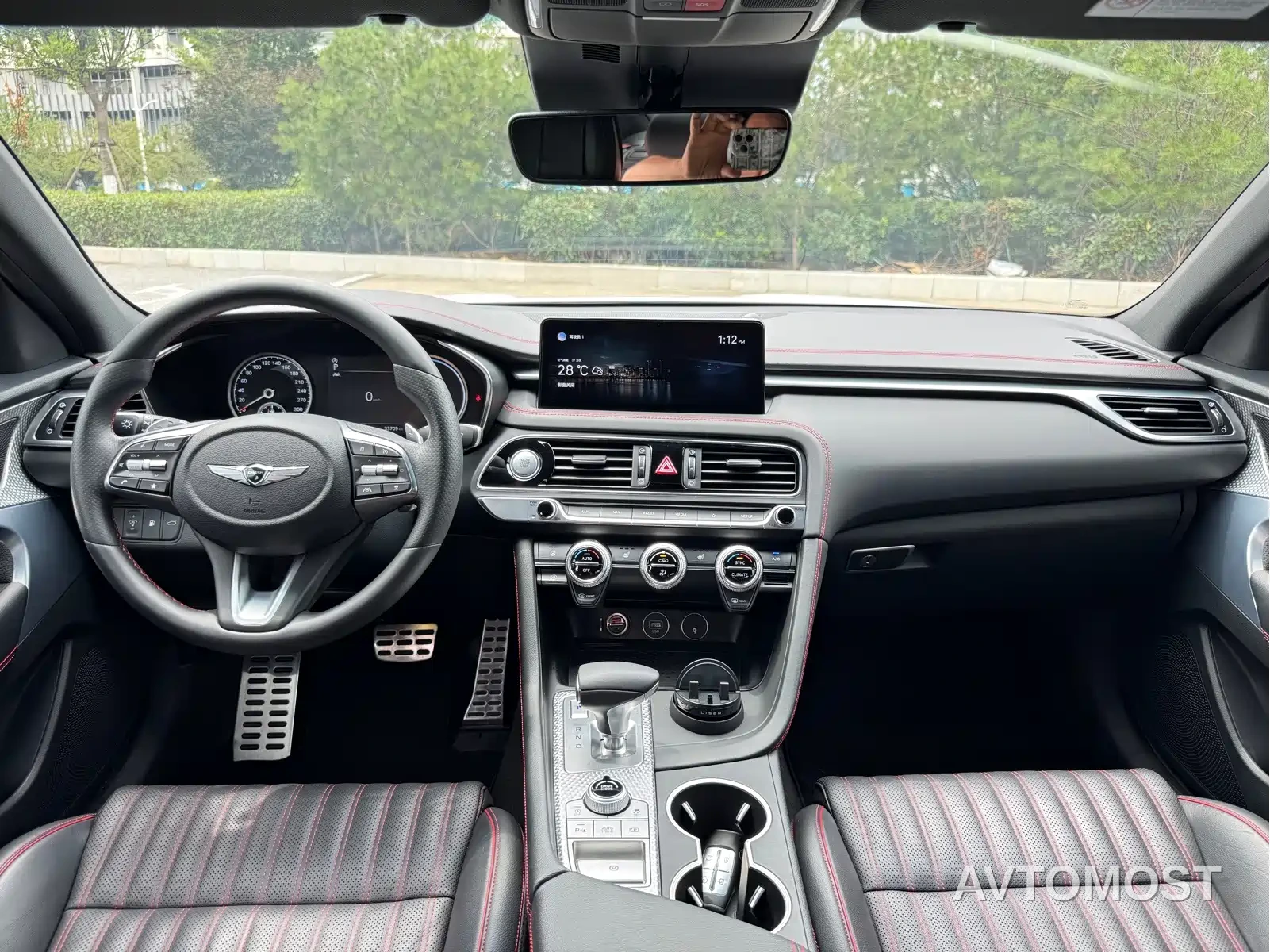Genesis G70 2023 Model 2.0T RWD Luxury Edition — фото 9