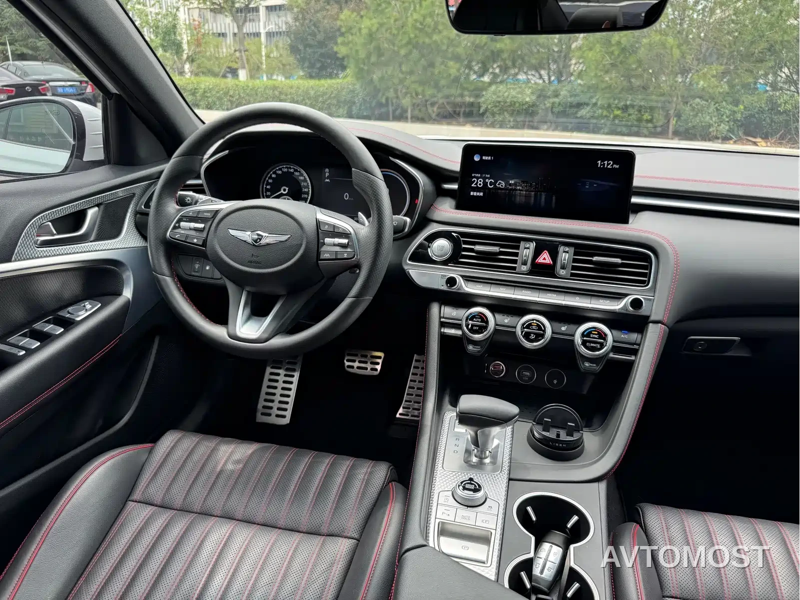 Genesis G70 2023 Model 2.0T RWD Luxury Edition — фото 11