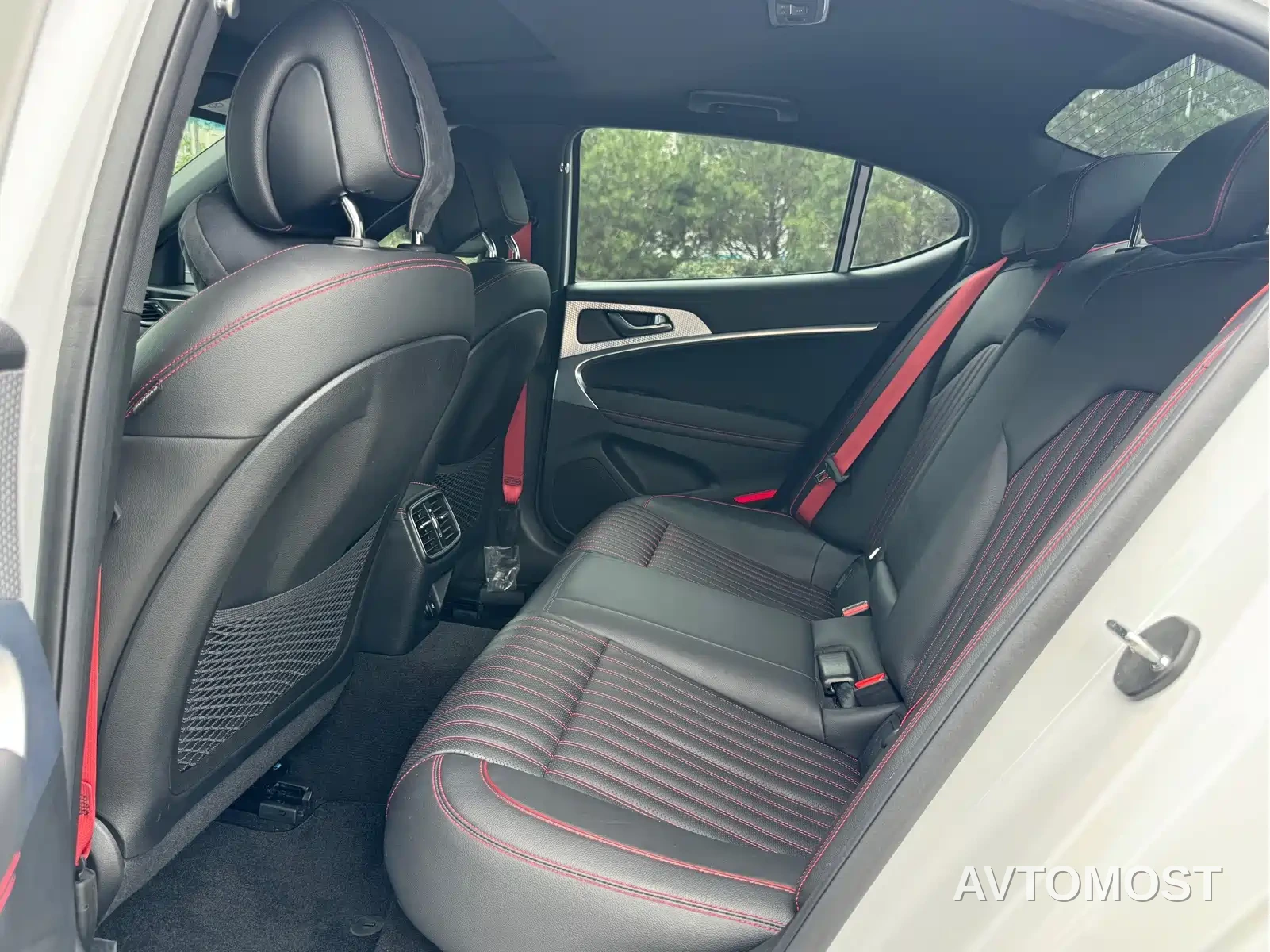 Genesis G70 2023 Model 2.0T RWD Luxury Edition — фото 14