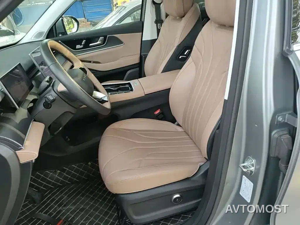 Chery Tiggo 8L 2024 2.0T 2WD Premium 5-seater — фото 15