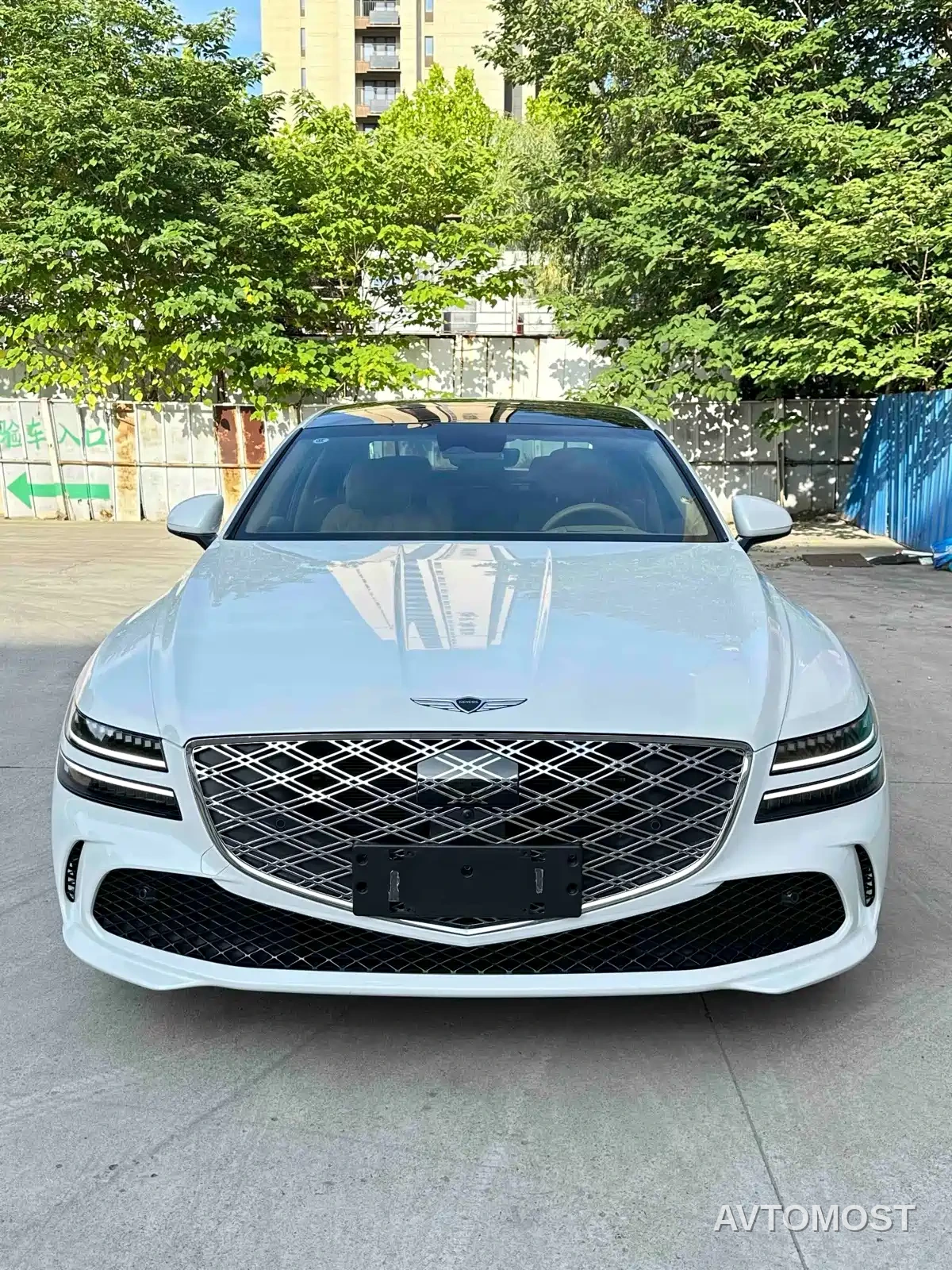 Genesis G80 2024 2.5T 4WD Flagship Edition — фото 2
