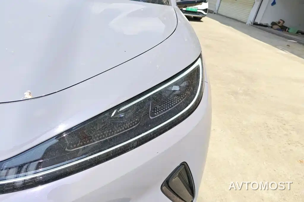 BYD Hai Shi 05 EV 2025 520KM Smart Navigation Edition — фото 4
