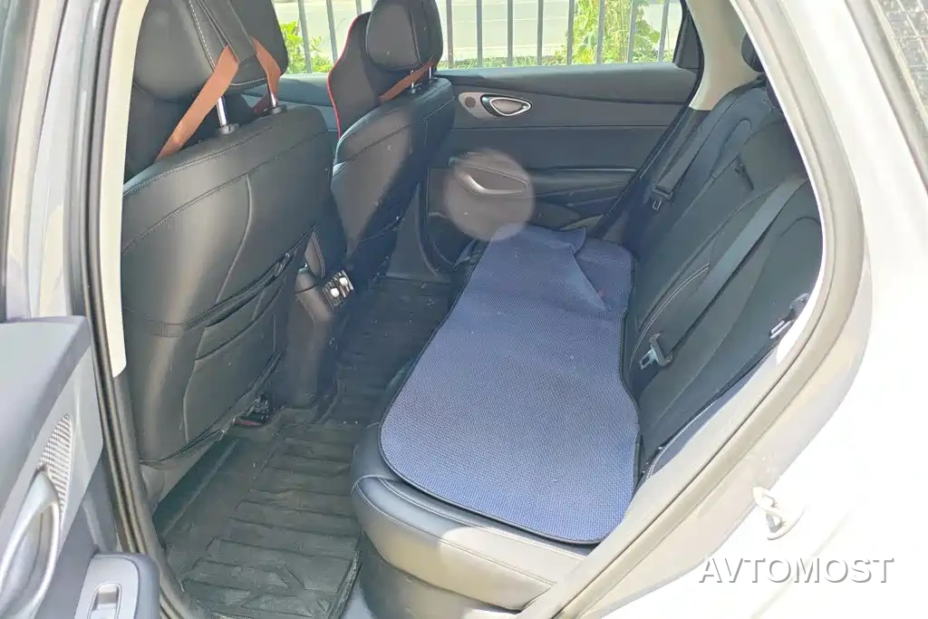 BYD Hai Shi 05 EV 2025 520KM Smart Navigation Edition — фото 10