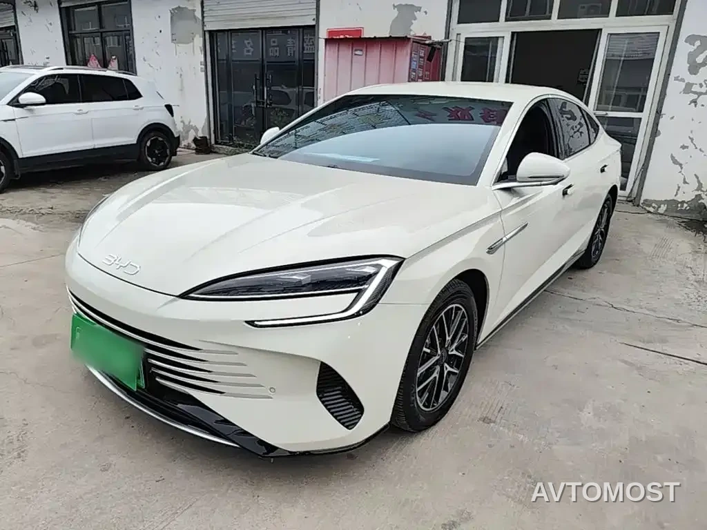 BYD Seal 07 DM-i 2025 DM-i 1.5L 70km Elite — фото 1