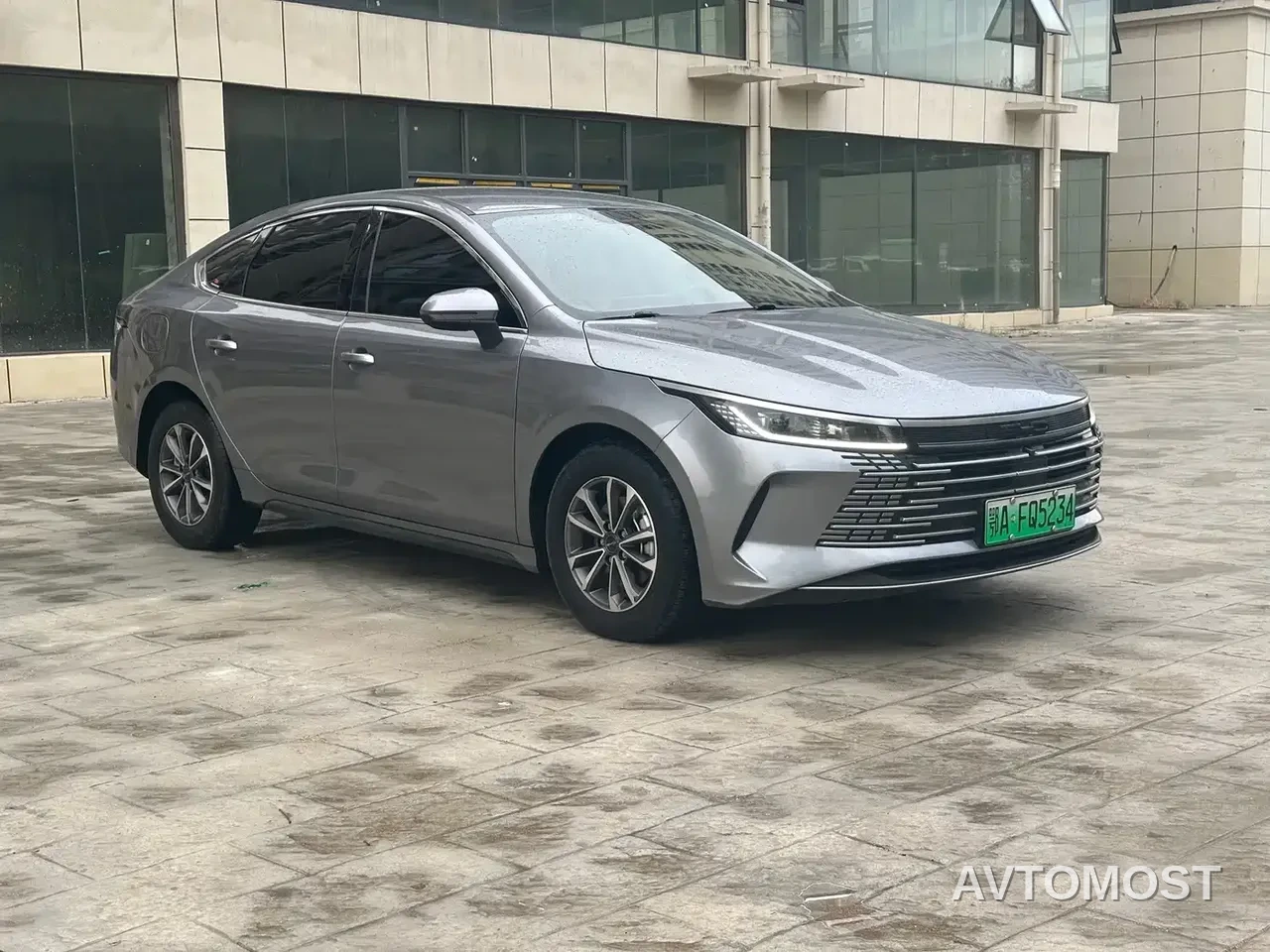 BYD Destroyer 05 2024 Glory Edition DM-i 55KM Luxury — фото 3
