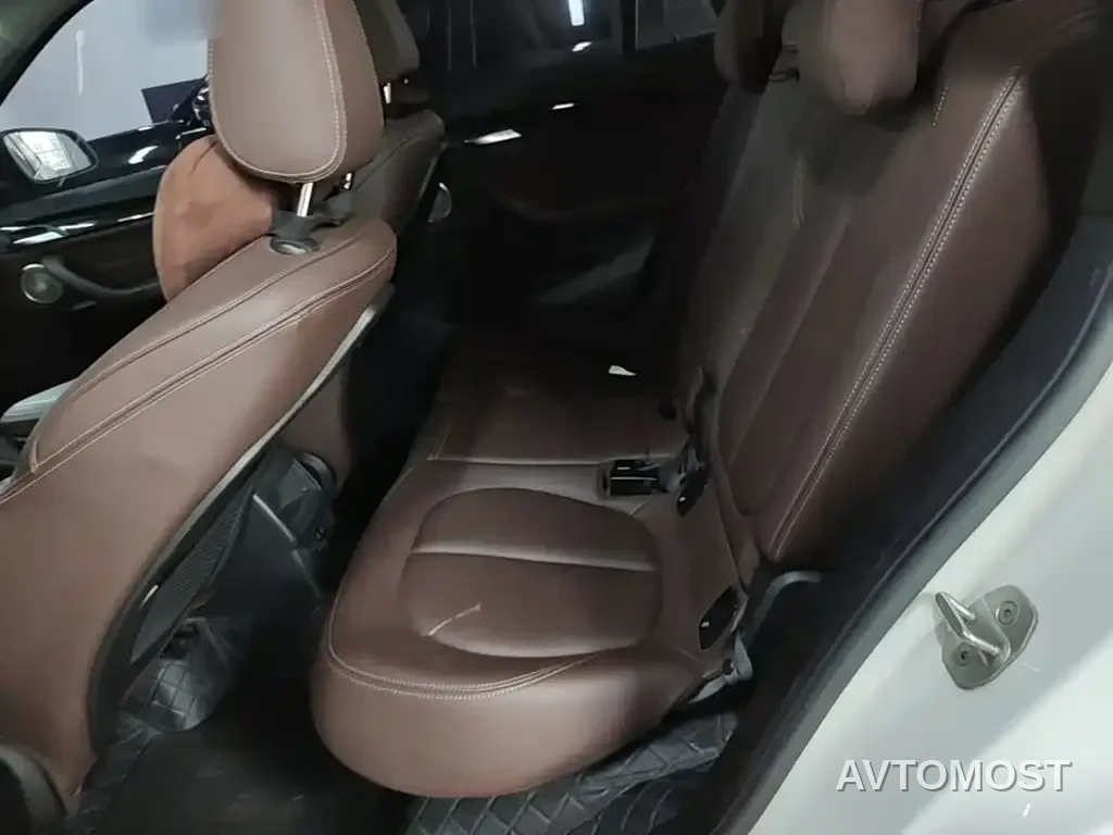 BMW X1 2021 Facelift sDrive20Li Fashion — фото 15