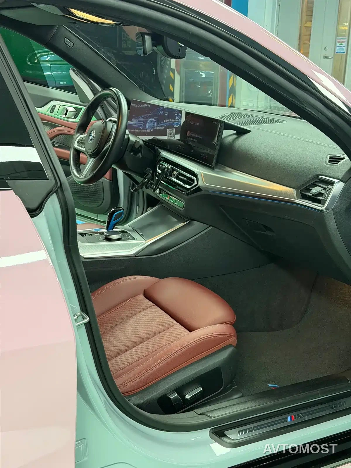 BMW i4 2022 eDrive40 — фото 16