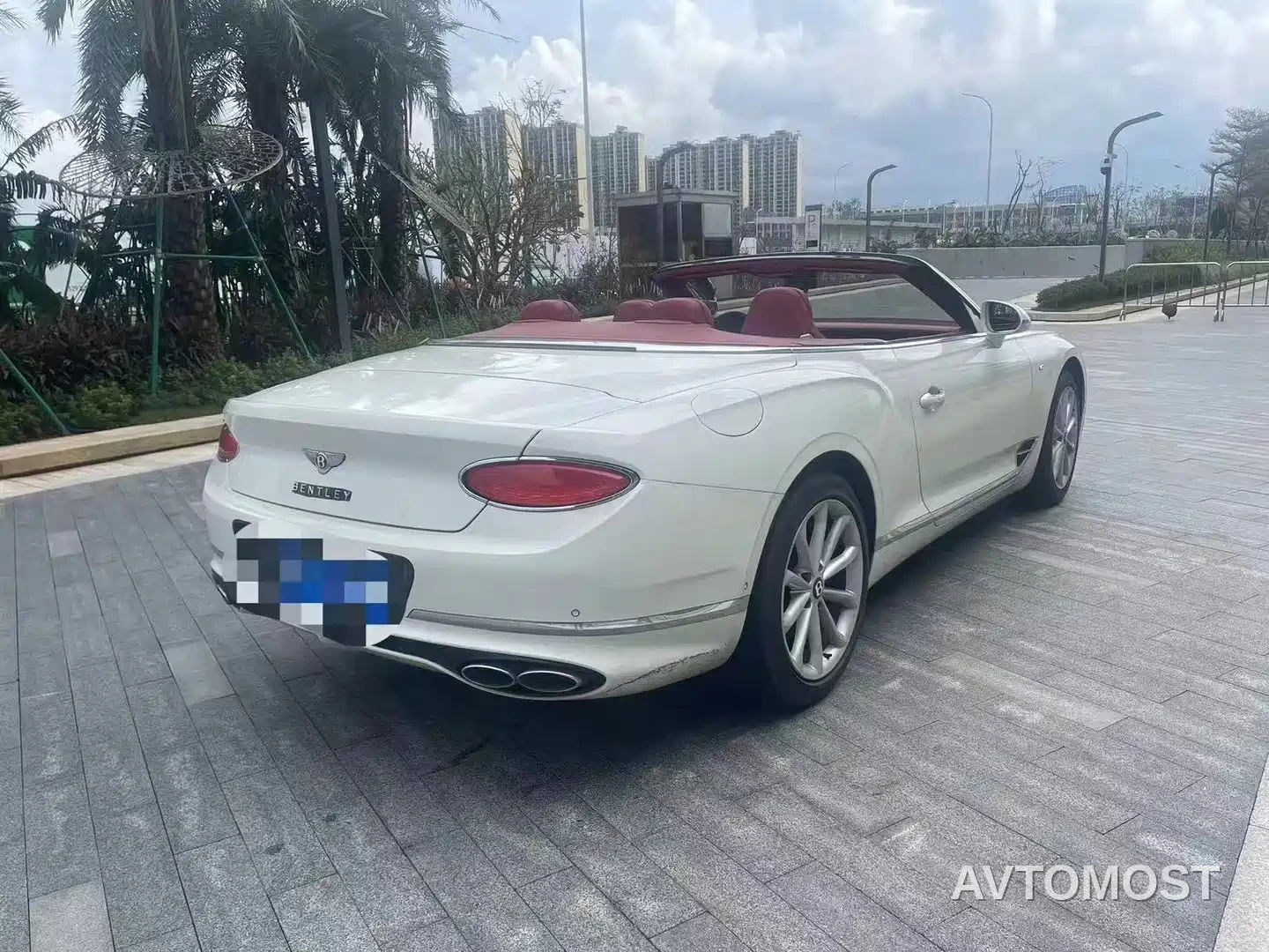 Bentley Continental 2020 4.0T GT V8 Convertible — фото 4