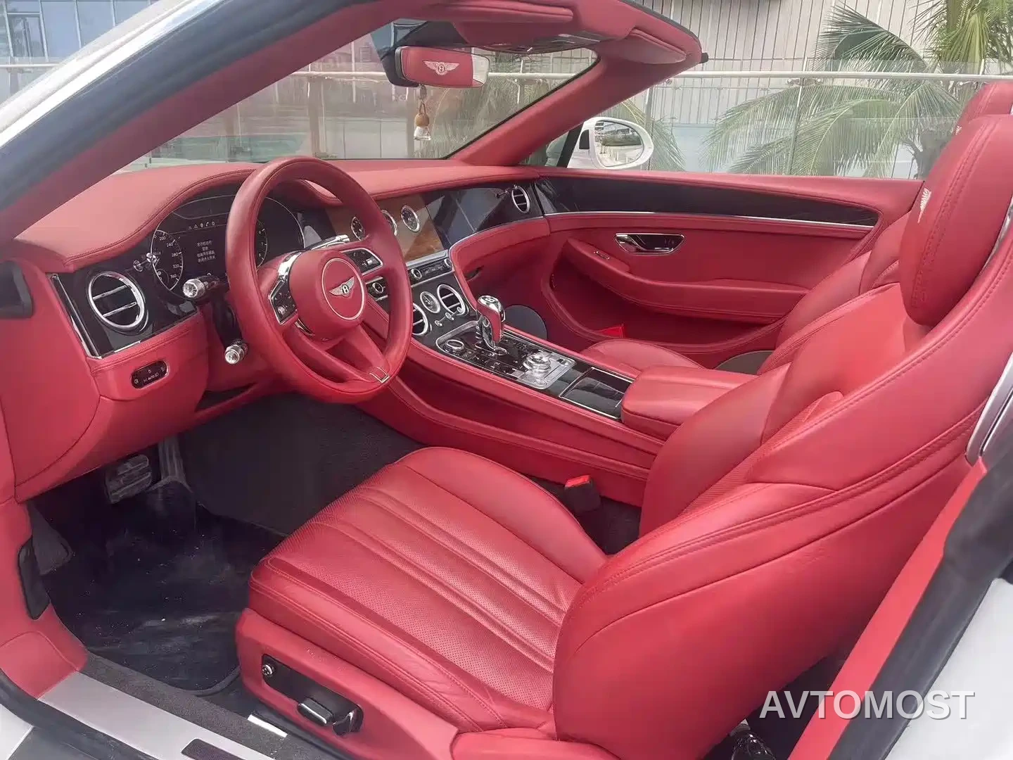 Bentley Continental 2020 4.0T GT V8 Convertible — фото 7