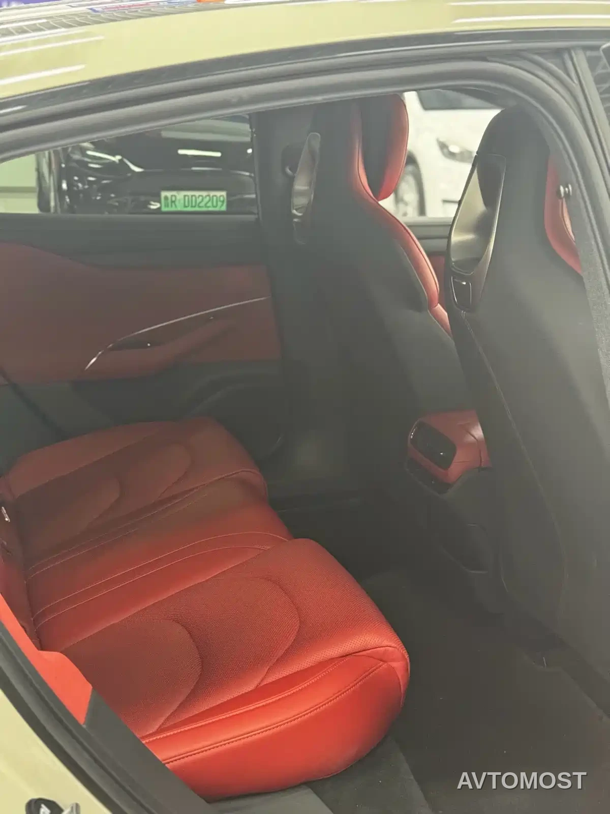 Xiaomi SU7 2024 RWD Long Range Intelligent Driving Edition — фото 10