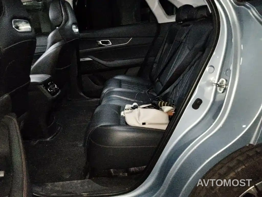 Changan UNI-K 2021 2.0T Premium — фото 14