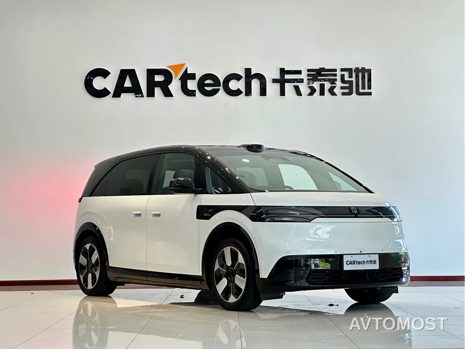 Zeekr MIX 2025 Smart Driving Edition — фото 3