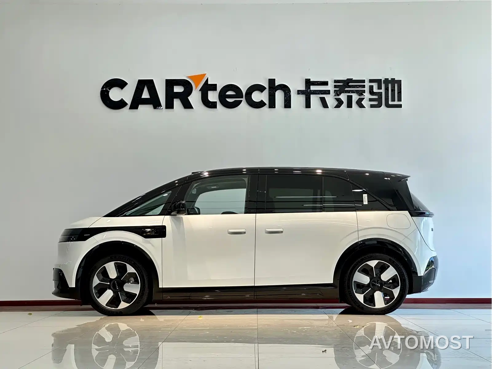 Zeekr MIX 2025 Smart Driving Edition — фото 5