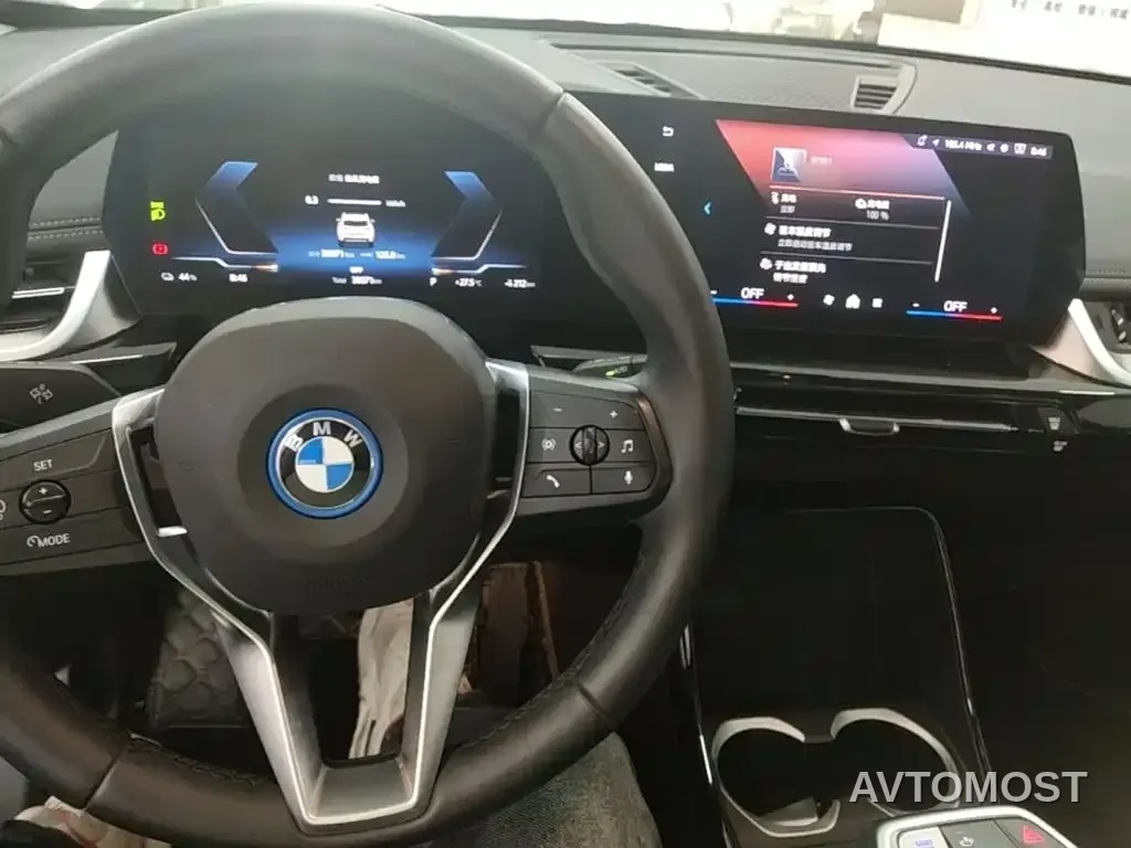 BMW iX1 2023 eDrive25L X Design Package — фото 9