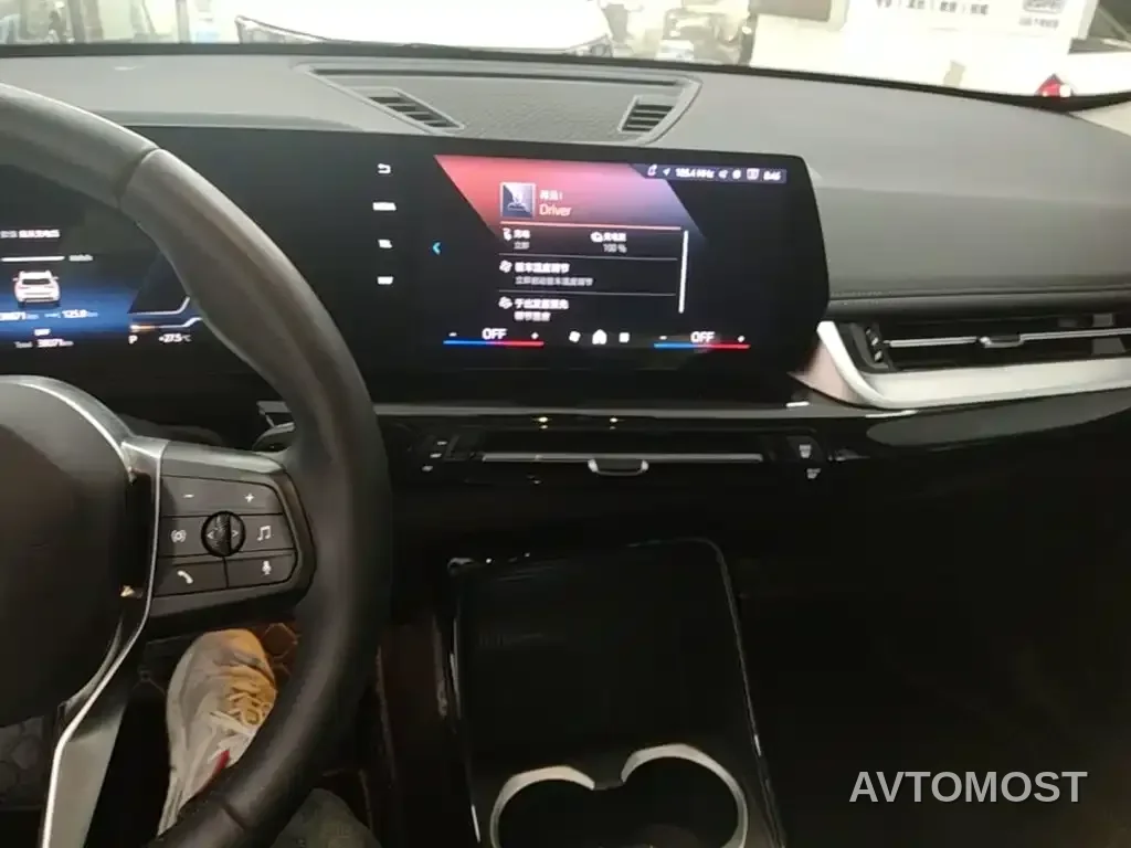 BMW iX1 2023 eDrive25L X Design Package — фото 12