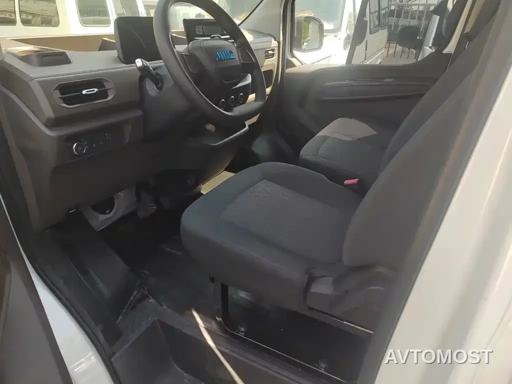 Jiangling E-Fushun 2025 Clear Window Version 41.86kWh Short Wheelbase Low Roof — фото 10