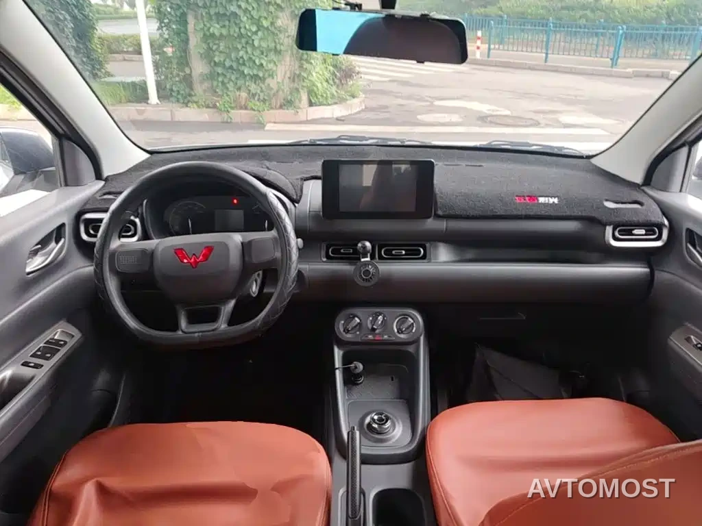 Wuling Hongguang New Energy 2025 Extended-Range Hybrid 50KM Comfort Version — фото 6