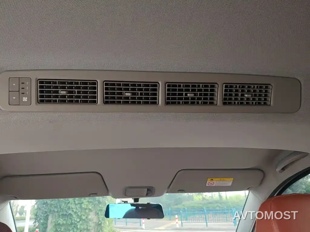 Wuling Hongguang New Energy 2025 Extended-Range Hybrid 50KM Comfort Version — фото 14