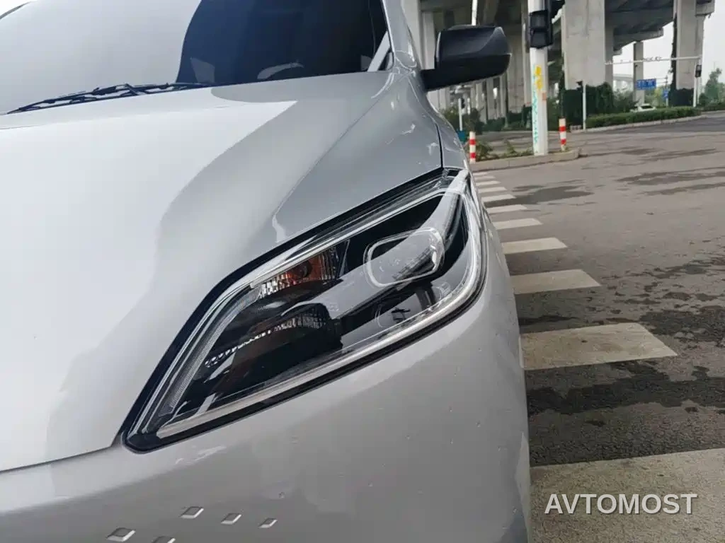 Wuling Hongguang New Energy 2025 Extended-Range Hybrid 50KM Comfort Version — фото 18
