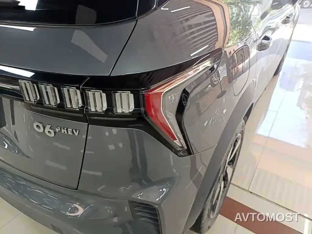 Lynk & Co 06 EM-P 2020 PHEV Plus — фото 8