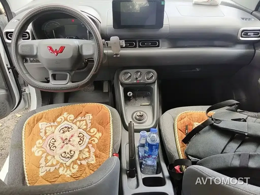 Wuling Hongguang New Energy 2025 Extended-Range Hybrid 50KM Comfort Version — фото 11
