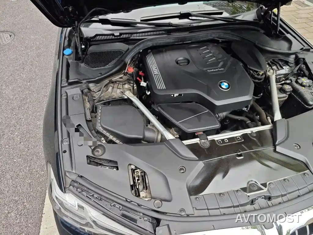 BMW 5 Series 2023 530Li Premium M Sport Package — фото 20