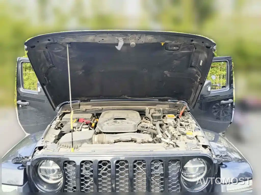 Jeep Wrangler 4xe 2021 4-Door 2.0T 4xe Sahara Launch Edition — фото 3