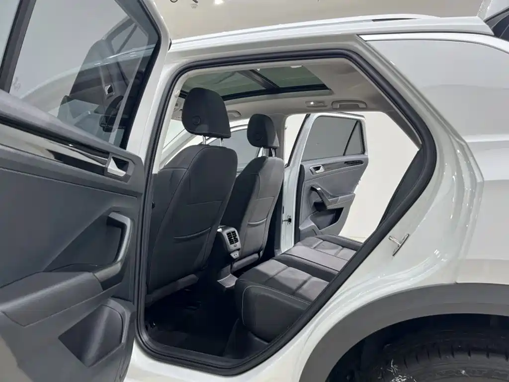 Volkswagen T-ROC 2022 280TSI DSG 2WD Comfort PLUS — фото 12
