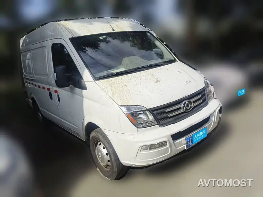 SAIC Maxus Xintu V80 2021 2.0T Manual Classic City Delivery King Short Wheelbase Medium Roof 3-seater — фото 3
