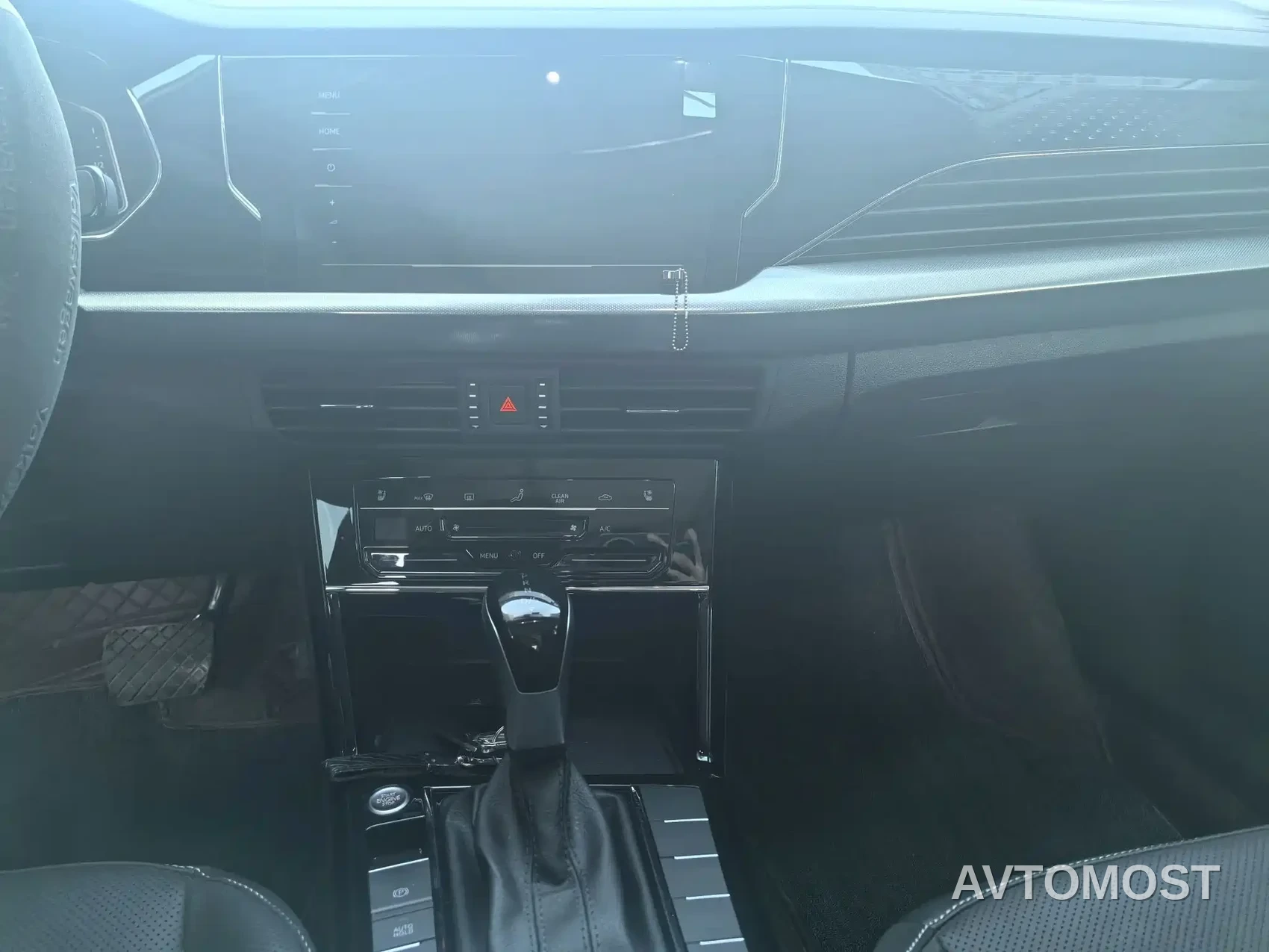 Volkswagen Passat 2024 380TSI Starlight Dragon Soaring Edition — фото 8